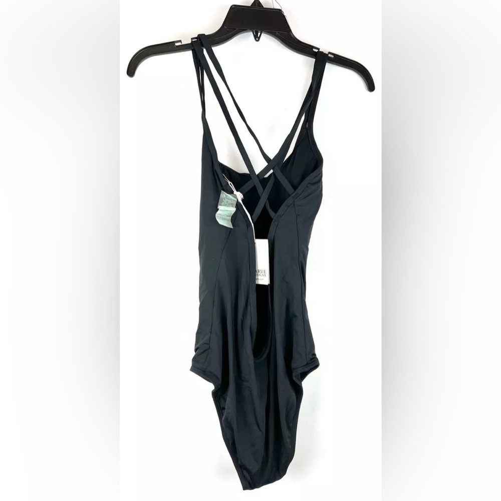 Carve Designs Women’s Beacon Black Low Back One Piece Swimsuit Size Large - Picture 2 of 4
